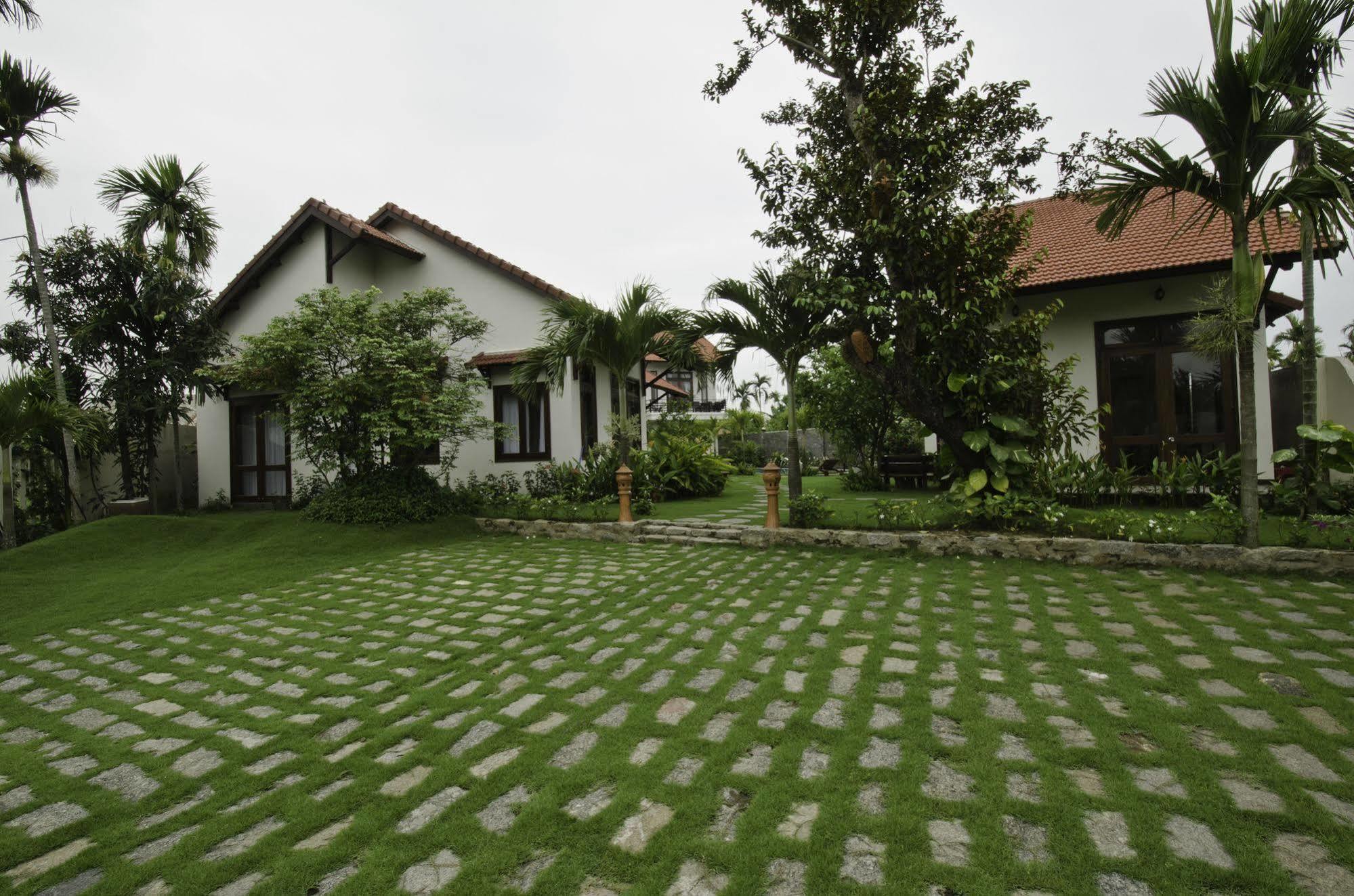 Van Lan Riviera Villas Hoi An Bagian luar foto